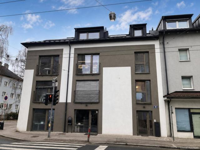 Büroeinheit mit Galerie und Terrasse