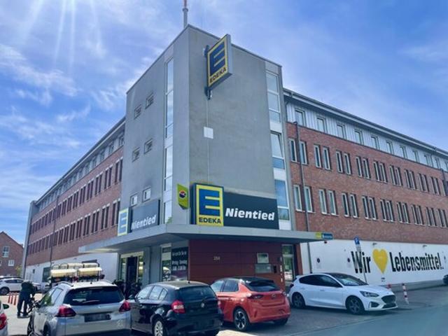 Büroetage in guter Lage: Top Anbindung trifft großzügige Arbeitsflächen!
