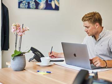 Büro for rent in Lirich - Büroraum, Parkplatz