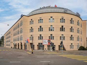 Karl Barth-Platz - Büroraum, Parkplatz