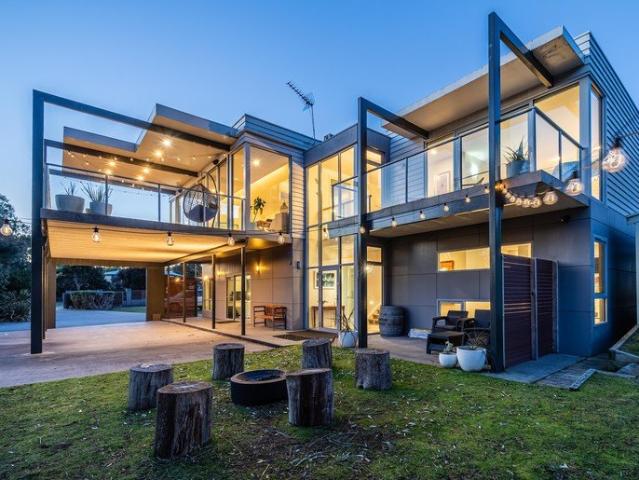 Burraneer  Where the Bay Becomes Your Backyard