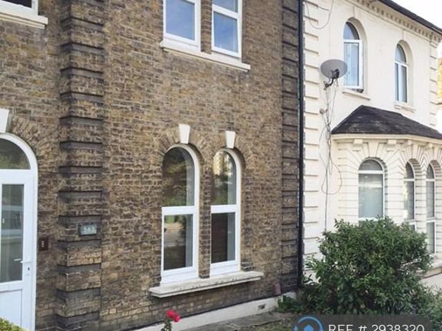 Burrage Road, London, SE18 1 bed in a house share to rent £925 pcm £213 pw