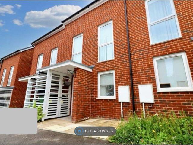 Burroughs Drive, Dartford DA1, 4 bed terraced house to rent, £2,815 pcm | PrimeLocation