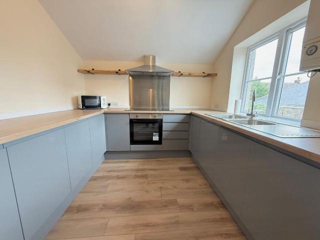 Burrows Road, Swansea SA1, 6 bed maisonette to rent, £1,800 pcm | PrimeLocation