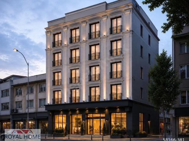 BURSA ULU MAHALLESİNDE KENT MEYDANI AVM YE YAKIN OTEL