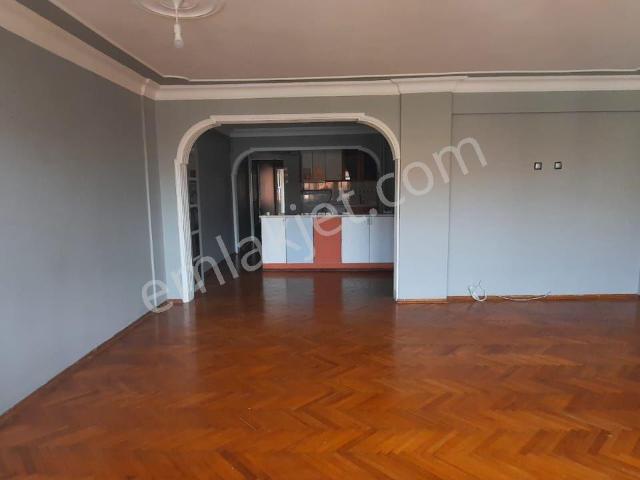 Bursa Yıldırım Umurbeyde Işıklar Jan.mes.yük.okuluna Yakın 3+1 130 M2 3.kat Kiralık