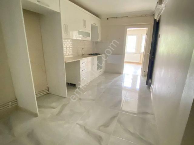 Bursa Yıldırım Meydancık Mah 1+1 65 M Bakımlı Kombili Daire