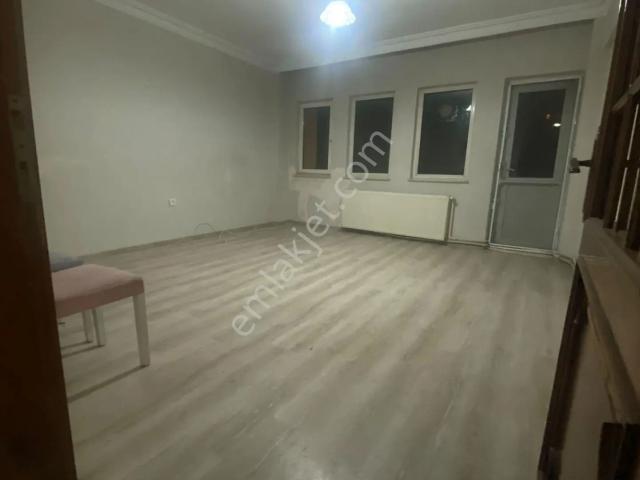 Bursa Yeşil Şible Cad Üzeri 4+2 220 M Dublex Daire