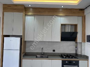 Bursa Caddesinde Balkonlu Ön Cephe 1+1 Sıfır Kiracılı Apt