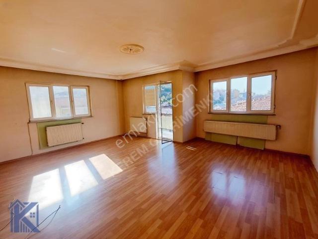 Bursa Çekirge'de Kiralık 2+1 Ferah Ve Kullanışlı Daire