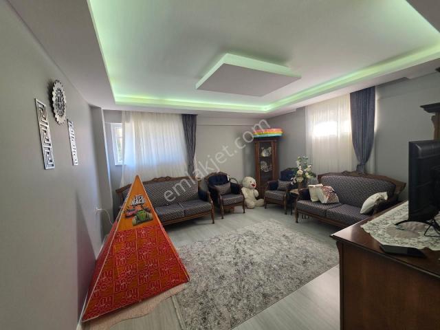 Bursa Emlak Alem i Sıfır Ayarında Giriş Kat 2+1 90 M2 Acil Satılık