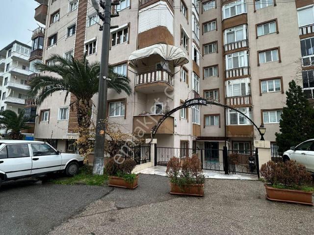 Bursa Emlak Alem i Siteler Bölgesinde Site İçerisinde 3+1 130 M2