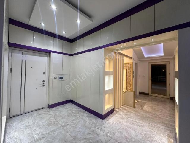 Bursa Emlak Alem i Yıldırım Da Ultra Lüks 240 M2 Dubleks Daire
