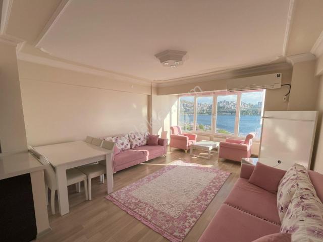 Bursa Gemlik'de Full Deniz Manzaralı Satılık Daire
