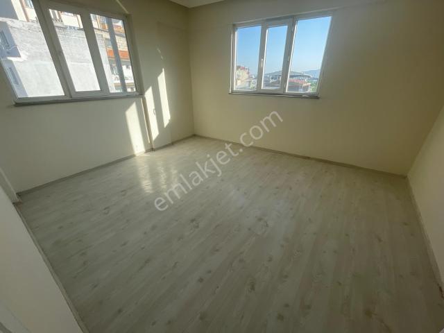 Bursa Kılıç Tan Ortabağlar Merkezde Kiralık 4.katta 2+1 Daire