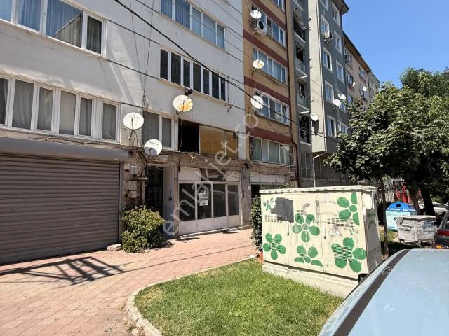 Bursa Kurtuluş Cad Satılık Merkezi Konumlu 2+1 Daire