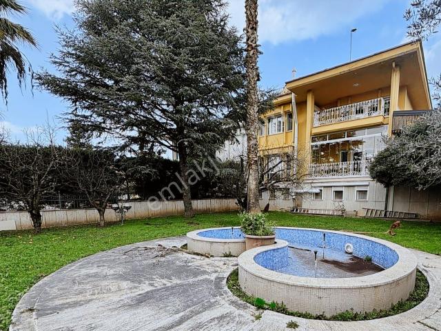 Bursa Mudanya Bademli Akmankent 2 Sitesinde 6+1 Satılık Villa