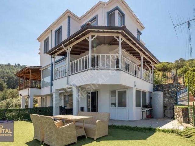 Bursa Mudanya Kumyaka Kayabey Sitesinde Satılık Villa