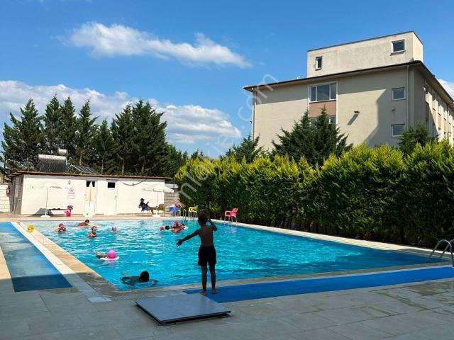 Bursa Mudanya Siteler Mah. Site İçinde Havuzlu 2+1