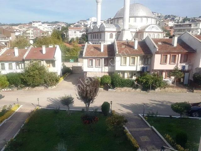 Bursa Nilüfer Beşevler Kültür Mah Acil Satılık Dublex 4+1 Bahçeli Villa