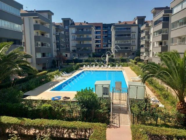Bursa Nilüfer Beşevler Konak Mah. Çift Girişli 5+1 Havuzlu Dublex Daire