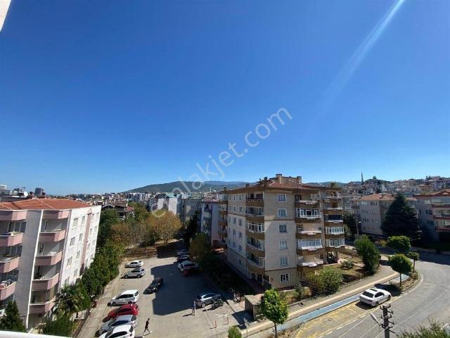 Bursa Nilüfer Beşevler Konak Cad. Satılık 4+1 Manzaralı Daire 11.500.000 Tl