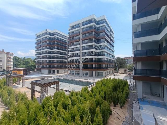 Bursa Nilüfer İhsaniye Şirin Kent Sitesi Satılık 3+1 Havuz Cephe