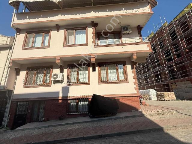 Bursa Nilüfer Üçevlerde Satılık 550 M² Müstakil Bina