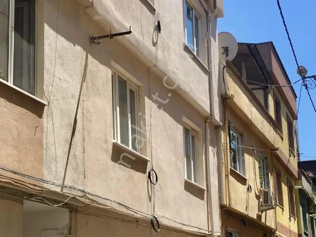 Bursa Osmangazi Kemerçeşme Mh Üç Katlı Satılık Ev Fırsatı