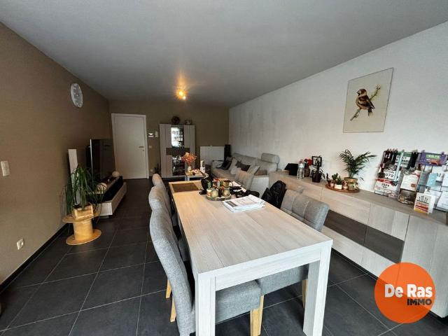 BURST Recent, gelijkvloers appartement met staanplaats
