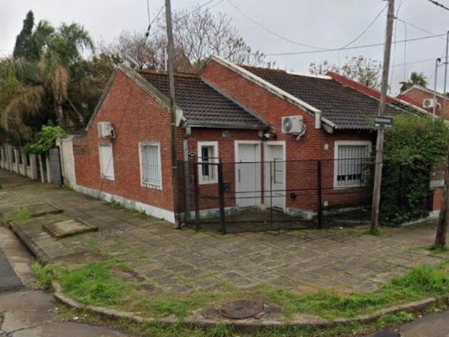 BUSTAMANTE Y ECHEVERRÍA Casa de 2 dormitorios
