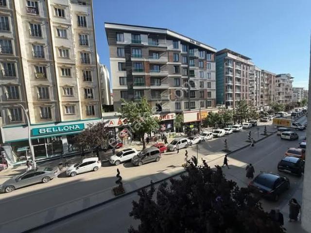 Busıness Keys'ten Yeniyolda Site İçerisinde Satılık 3,5+1 Daire