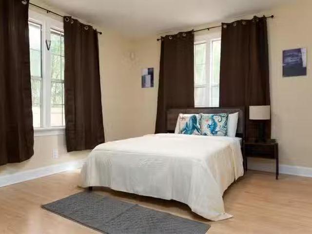 Bus Stop at Your Door Remodeled Jacksonville Home Near Majo.