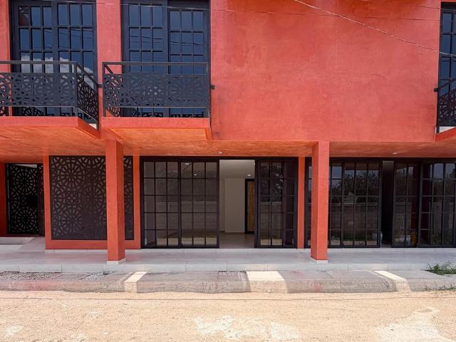 ?Buscas Oficina en Xoxocotl?n? Local Nuevo en Planta Baja Cerca de La Salle