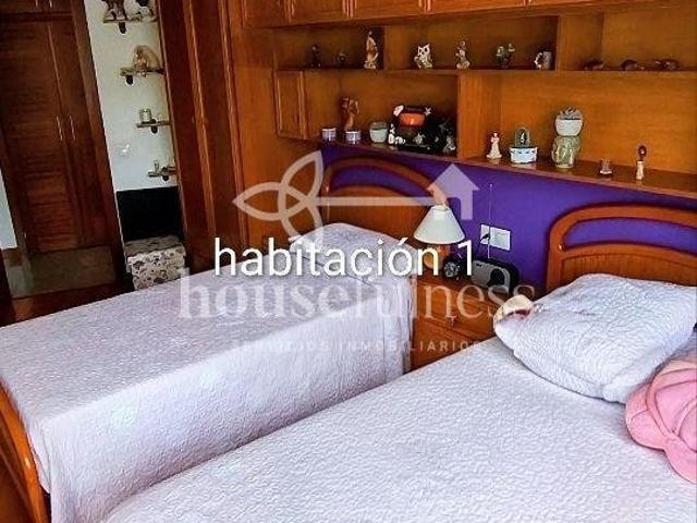 ¿Buscas un hogar amplio, acogedor y además la posibilidad de. 196m² Ferrol