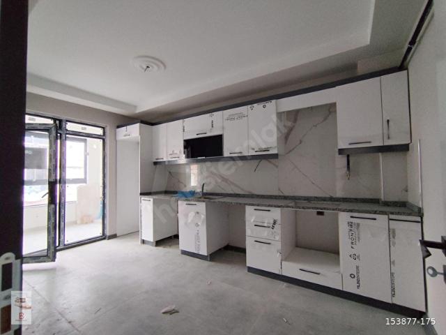 BUSEM EMLAKTAN EMEK MAH. ERTAŞ CAD. ALTI 2+1 ÖZEL GARAJLI SATILIK DAİRE