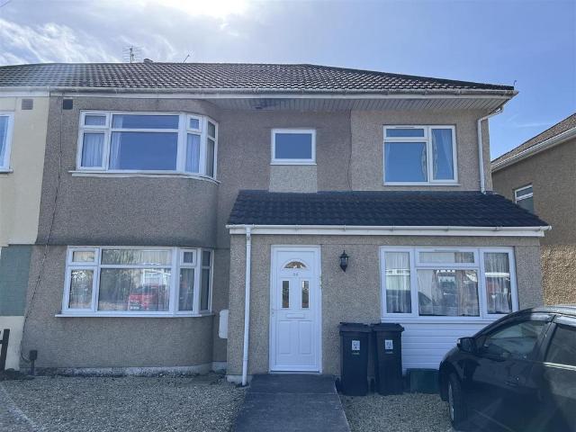 Bush Avenue, Bristol BS34 3 bed apartment to rent £1,700 pcm £392 pw