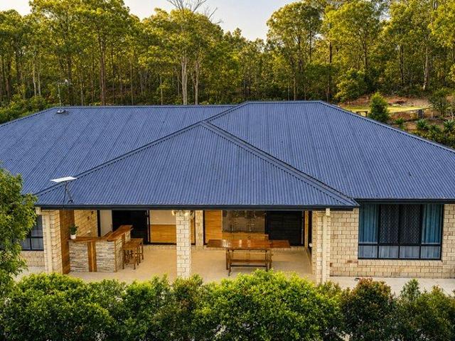 Bush Retreat with Big City Convenience