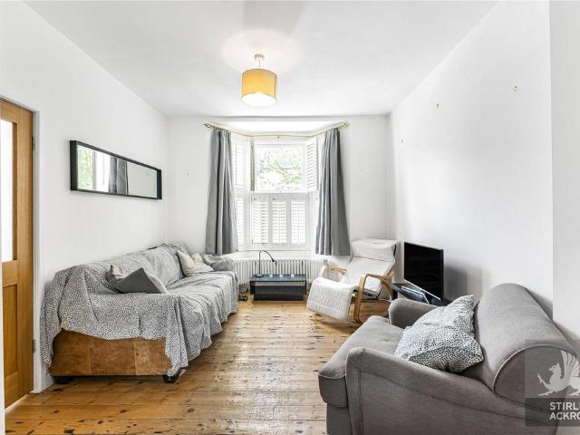 Bushberry Road, London, E9 2 bed house to rent £3,250 pcm £750 pw
