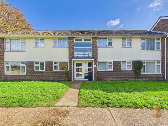 Bushby Close, Sompting BN15, 3 bed flat to rent, £1,400 pcm | PrimeLocation