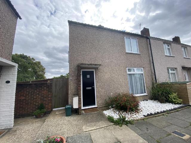 Bushey Croft, HARLOW 2 bed house to rent £1,600 pcm £369 pw