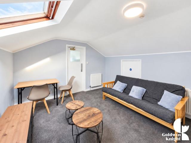 Bushey Grove Road, Bushey, Hertfordshire WD23, 1 bed flat to rent, £1,550 pcm | PrimeLocation