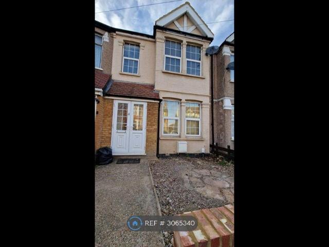 Bushey Road, Hayes UB3, 4 bed terraced house to rent, £2,700 pcm | PrimeLocation