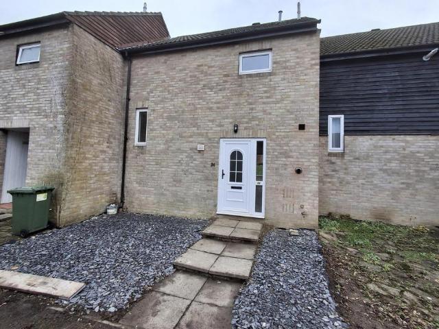 Bushey, WD23 3 bed terraced house to rent £1,850 pcm £427 pw