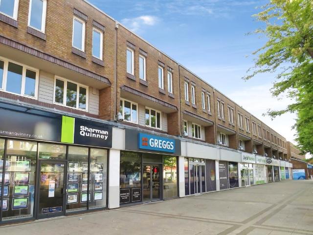 Bushfield Court, PETERBOROUGH, PE2 2 bed flat to rent £880 pcm £203 pw