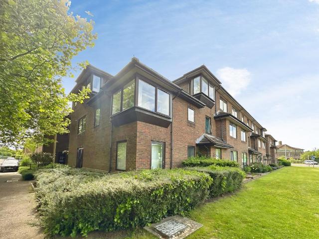 Bushfield, Peterborough PE2 1 bed flat to rent £675 pcm £156 pw
