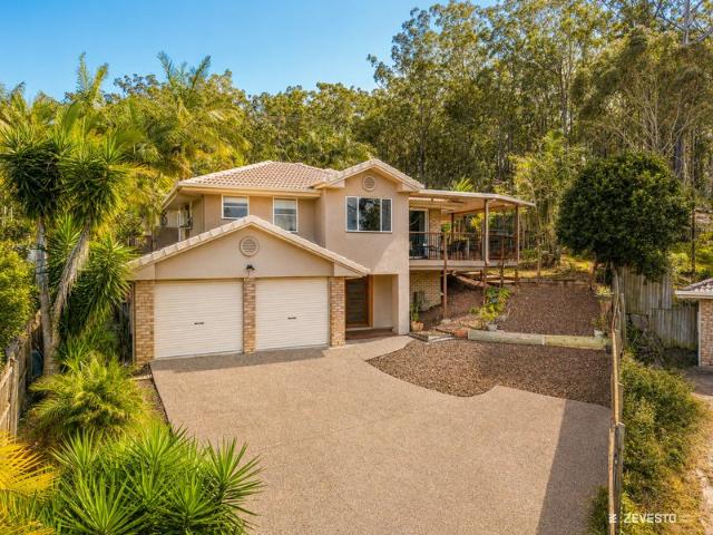 Bushland Backdrop, Poolside Decks and Family Friendly Living
