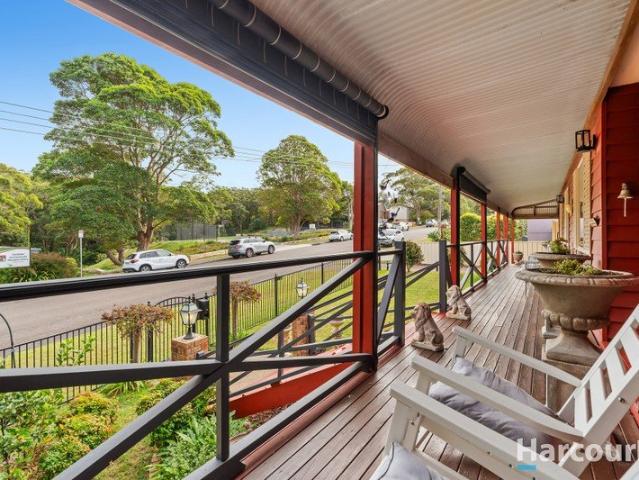 Bushland serenity meets coastal convenience
