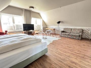Business Zimmer mit eigenem Bad, Terrasse, Parkplatz & Serviceoptionen nahe Köln