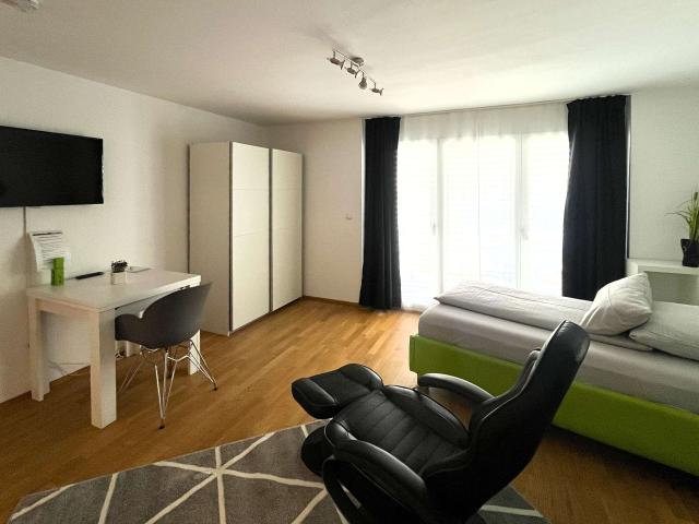 Business apartment near airport fully furnisehd and equipped